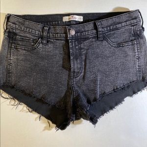 Hollister Jean black shorts